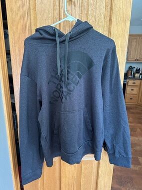 The North Face Men's Charcoal Gray Pullover Hoodie
